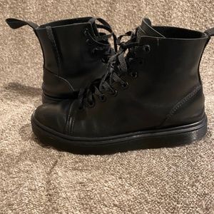 Dr. Martens Talib 8 Eye Boot